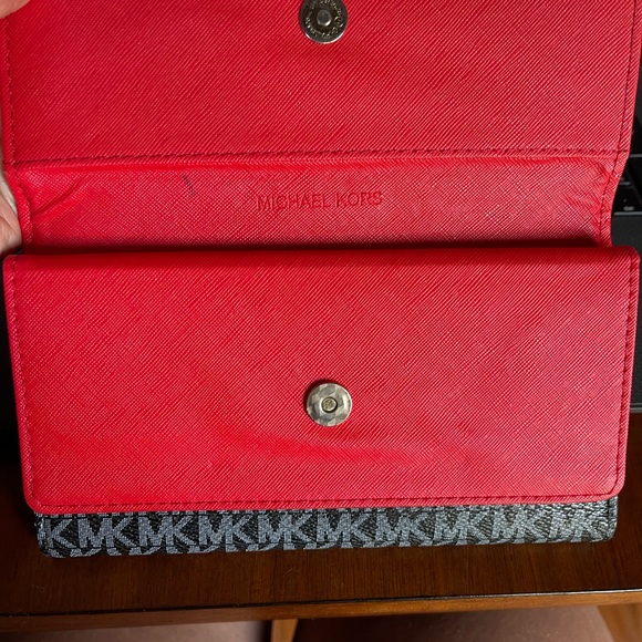 Michael Kors black and red multiple opening wallet new without tags never used. - Picture 8 of 9